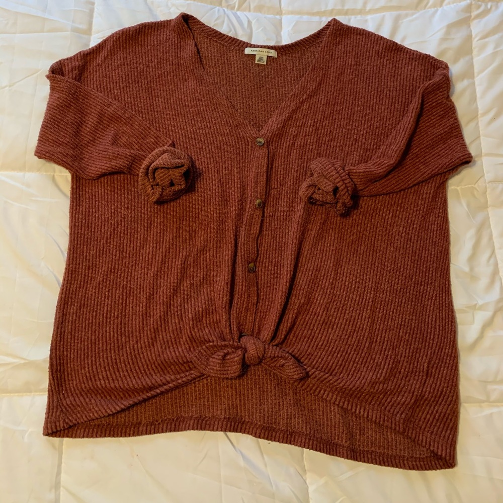 American Eagle light weight sweater